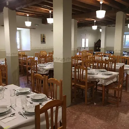 La Casona Del Prado Vandrerhjem Riaza