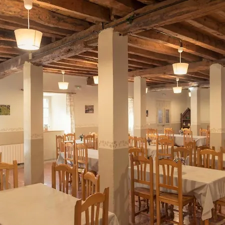 Vandrerhjem La Casona Del Prado *